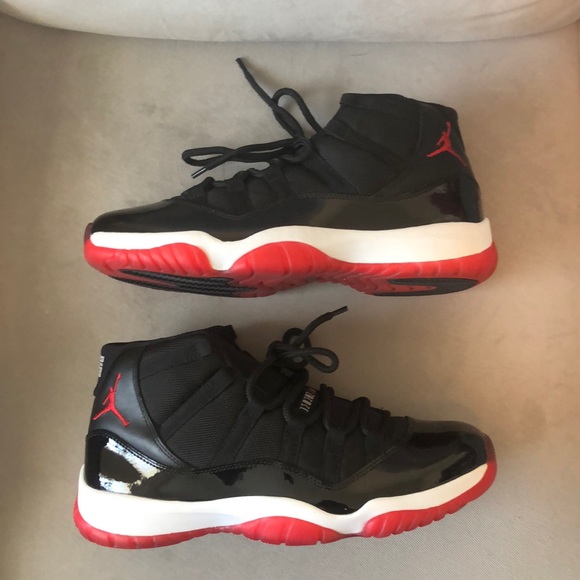Air Jordan XI BRED 2012 - Picture 3 of 8